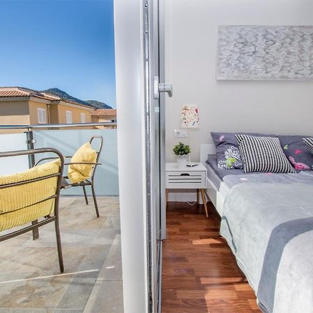 Acacias Villa Alcudia  Exteriör bild
