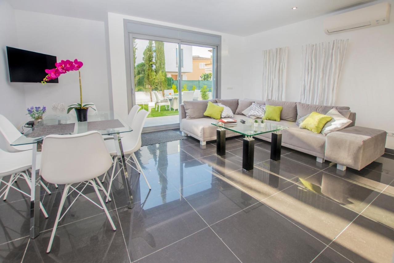Acacias Villa Alcudia  Exteriör bild